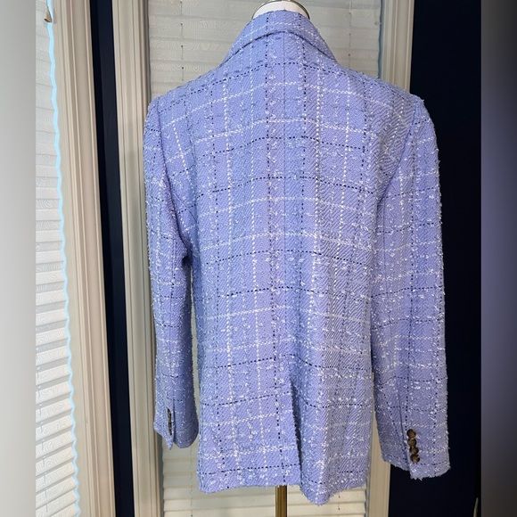 Women's Periwinkle Tweed Double-Breasted Blazer - Picture 4 of 7